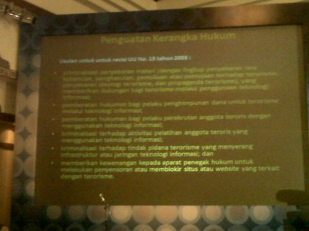 Kuta-20120705-00110